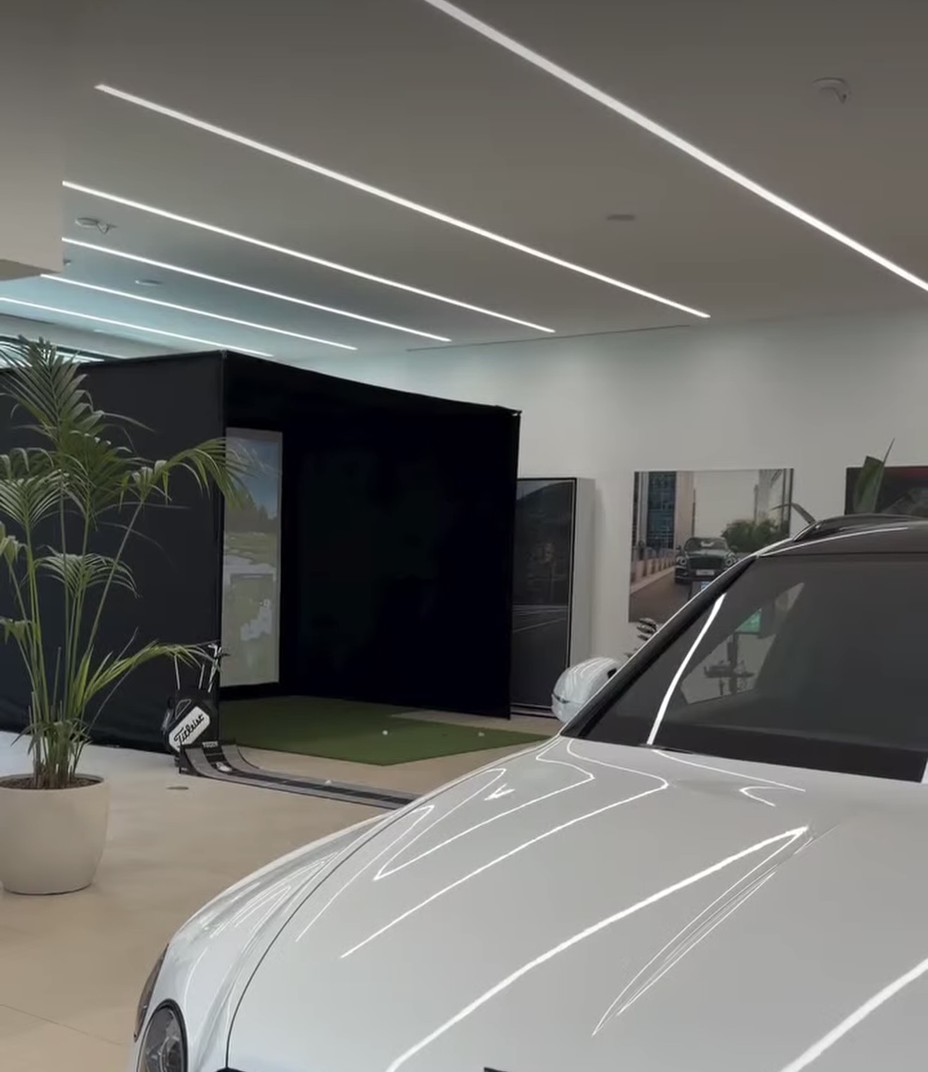 Bentley Lugano indoor golf event